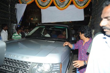 Yevadu Trailer Launch at Sandhya 70MM